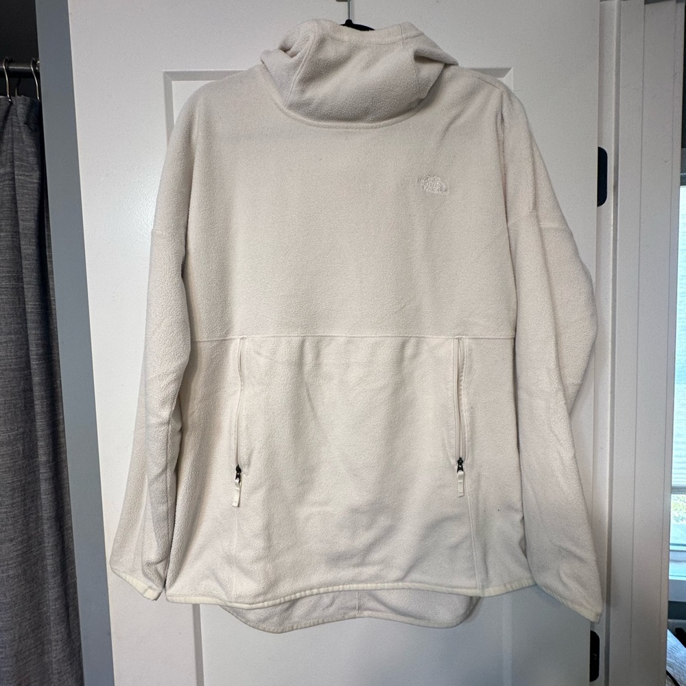 The North Face Off-White Fleece Pullover